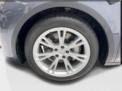 Used 2023 Tesla Model Y Long Range AWD/4WD image 12