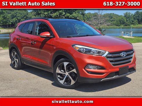 Used 2016 Hyundai Tucson Limited w/ Option Group 03 FWD image 1