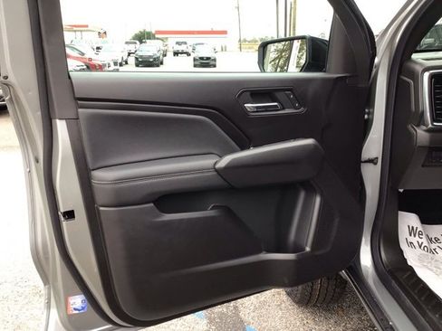 New 2026 GMC Canyon Elevation w/ Convenience Package image 8