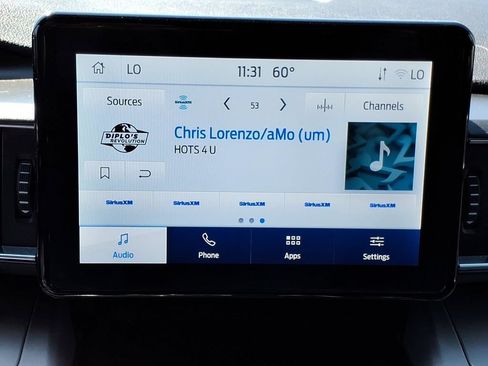 Used 2024 Ford Explorer XLT w/ Equipment Group 202A AWD/4WD image 16