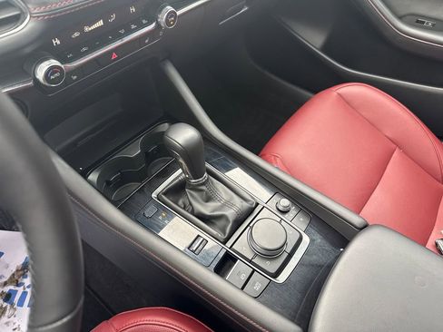 Used 2025 MAZDA MAZDA3 Carbon image 13