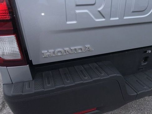 Used 2025 Honda Ridgeline RTL image 18