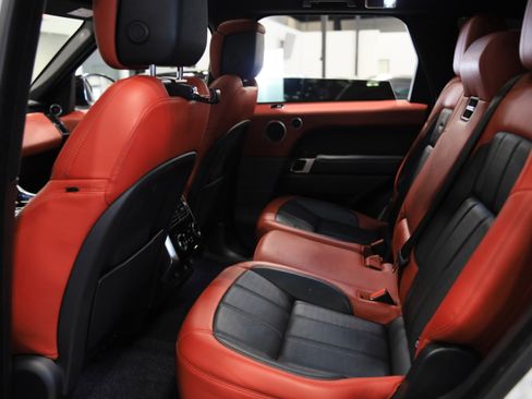 Used 2018 Land Rover Range Rover Sport HSE Dynamic image 38