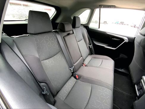 Used 2024 Toyota RAV4 XLE w/ Convenience Package image 20