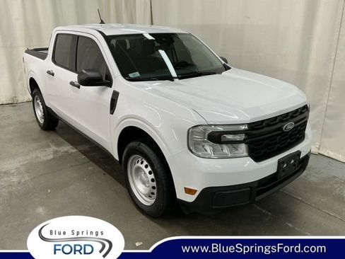 Used 2023 Ford Maverick Lariat FWD image 1