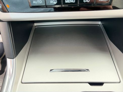 Used 2023 Ford Explorer XLT w/ Equipment Group 202A image 23