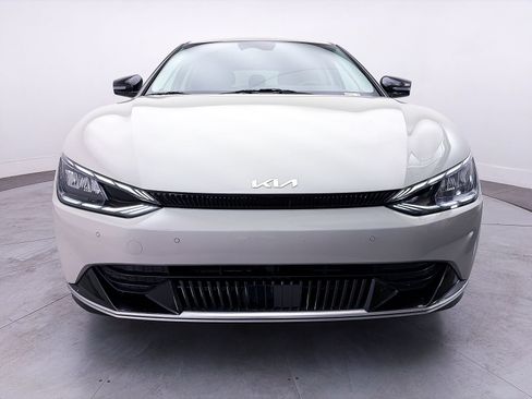 Used 2023 Kia EV6 Wind RWD image 12