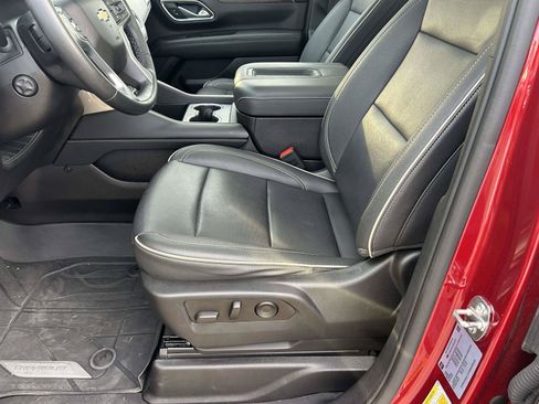 Used 2023 Chevrolet Tahoe Premier w/ LPO, Illumination Package AWD/4WD image 21