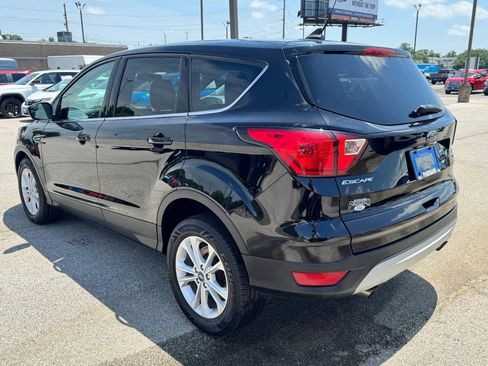 Used 2019 Ford Escape SE AWD/4WD image 5