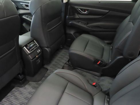 New 2026 Subaru Ascent Limited Bronze image 24