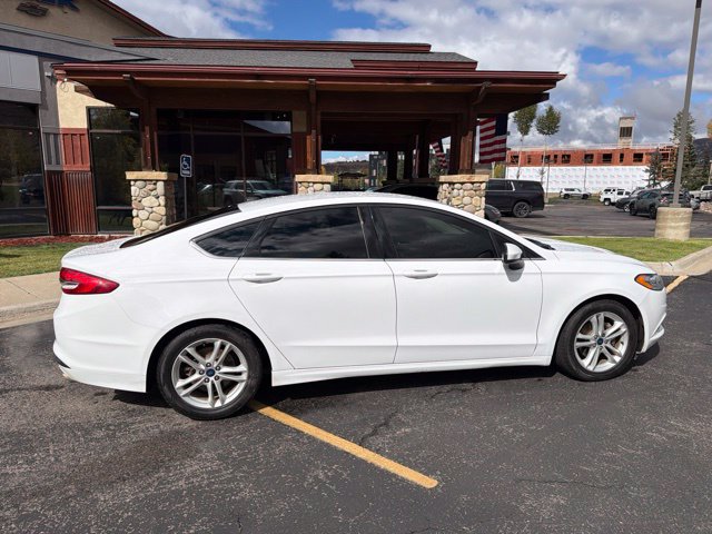 Used 2018 Ford Fusion SE w/ Fusion SE Technology Package FWD image 21