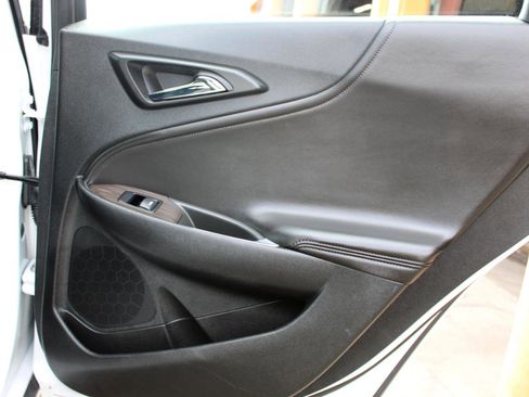 Used 2024 Chevrolet Malibu LT image 44