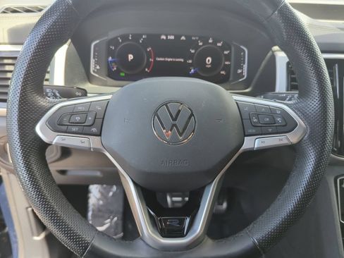 Used 2022 Volkswagen Atlas Cross Sport SEL R-Line AWD/4WD image 29