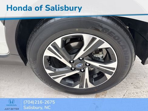 Used 2024 Subaru Crosstrek 2.0i Premium image 6