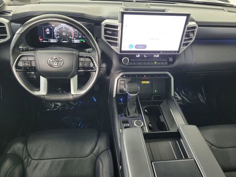 Used 2024 Toyota Tundra Platinum AWD/4WD image 27