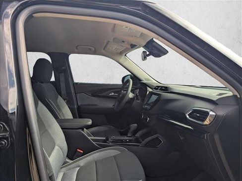 Certified 2023 Chevrolet TrailBlazer LT w/ Convenience Package FWD image 15