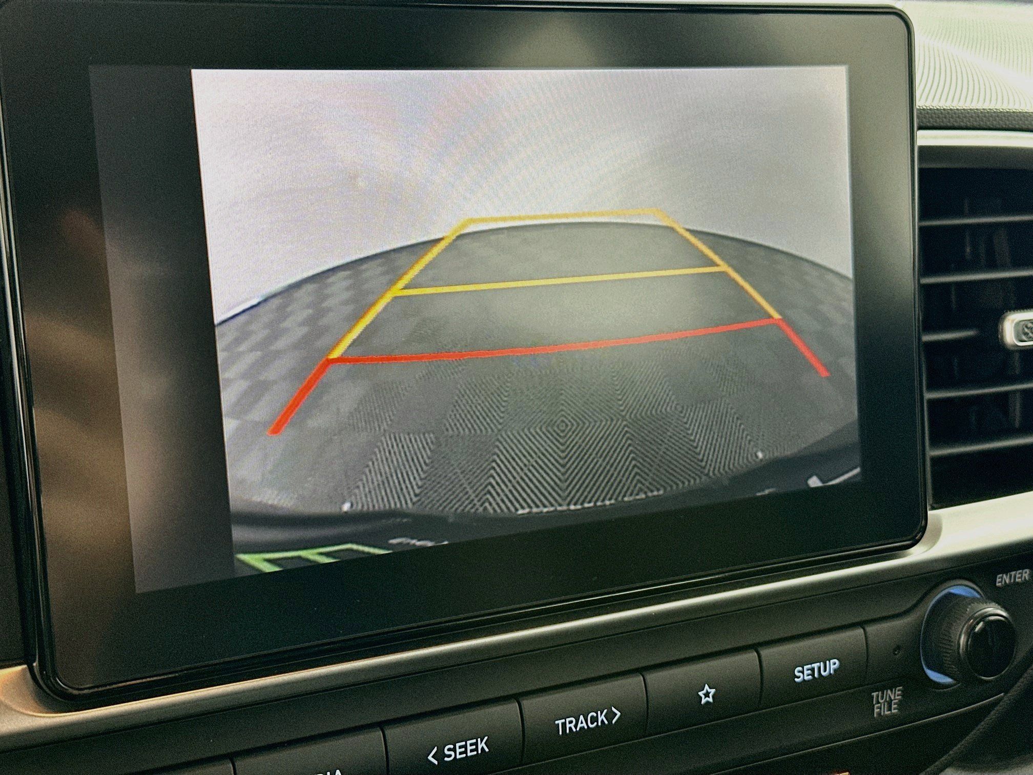 Used 2025 Hyundai Venue SEL FWD image 22