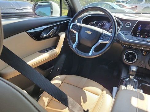Used 2021 Chevrolet Blazer Premier w/ Driver Confidence II Package FWD image 22