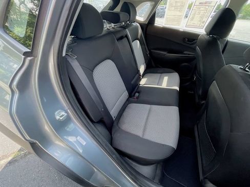 Used 2021 Hyundai Kona SE FWD image 16