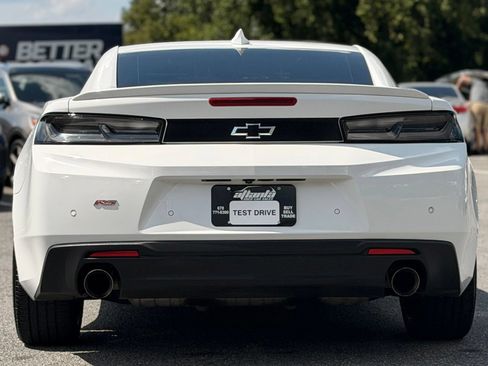 Used 2017 Chevrolet Camaro LT RWD image 4