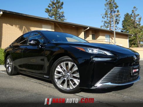 Used 2023 Toyota Mirai w/ Advanced Technology Package RWD image 5