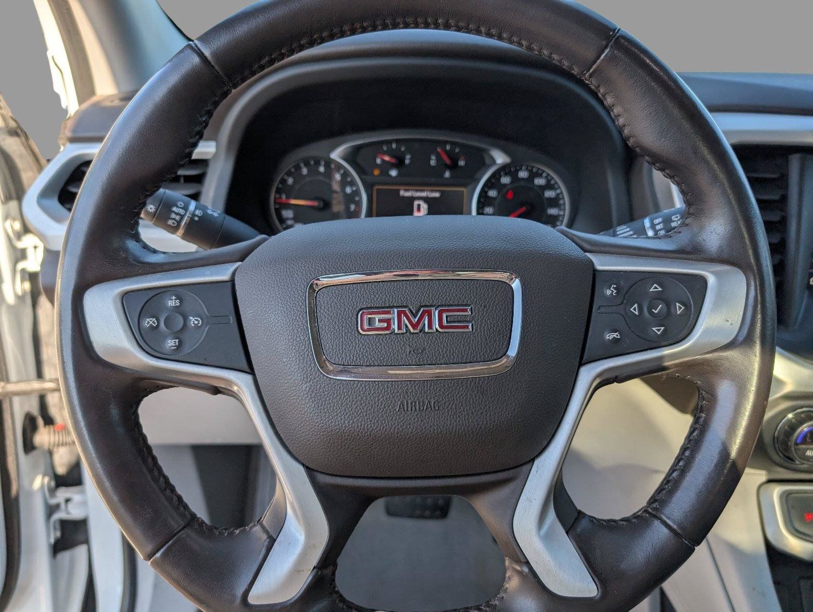 Used 2020 GMC Acadia SLT w/ Premium Package FWD image 24