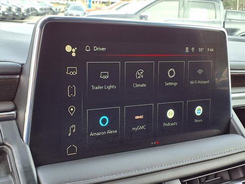 Used 2024 GMC Yukon SLE image 29