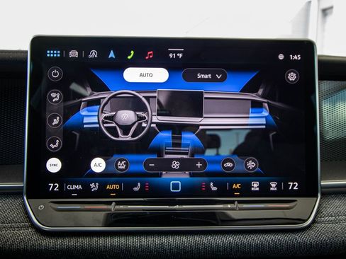 Certified 2025 Volkswagen Tiguan S image 42