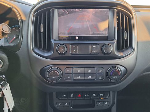 Used 2019 Chevrolet Colorado Z71 image 21