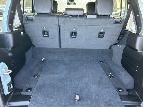 Used 2024 Jeep Wrangler Sahara image 34