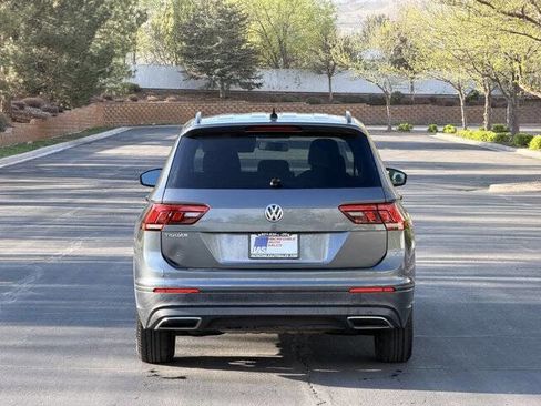 Used 2020 Volkswagen Tiguan S image 5