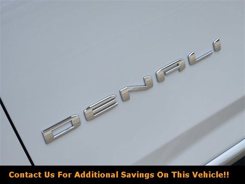 New 2026 GMC Yukon Denali image 8