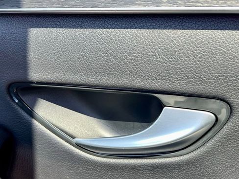 Certified 2022 Mercedes-Benz GLC 300 4MATIC image 17