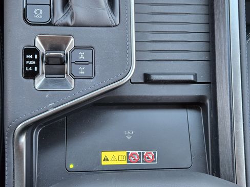 Certified 2024 Lexus GX 550 Mark Levinson, Overtrail+ image 27