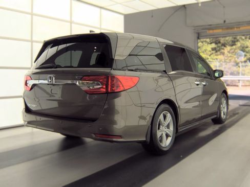 Used 2018 Honda Odyssey EX-L image 3
