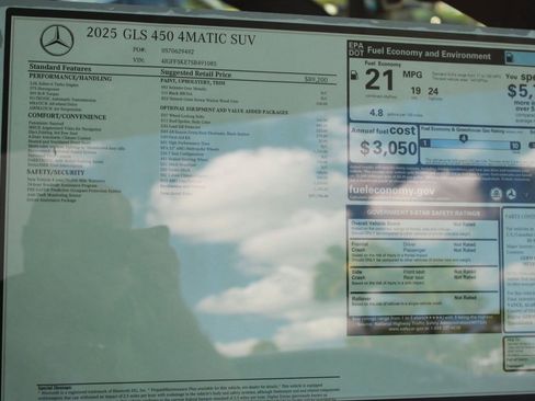 Used 2025 Mercedes-Benz GLS 450 4MATIC image 38