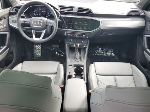 Used 2025 Audi Q3 2.0T Premium w/ Convenience Package AWD/4WD image 11