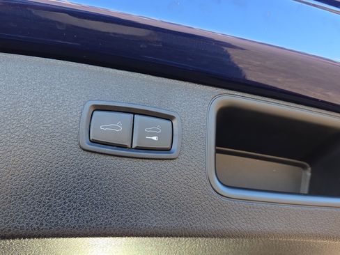 Used 2022 Porsche Macan image 27