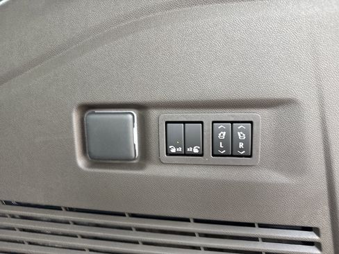 New 2026 GMC Yukon XL Elevation w/ LPO, Floor Liner Package image 35