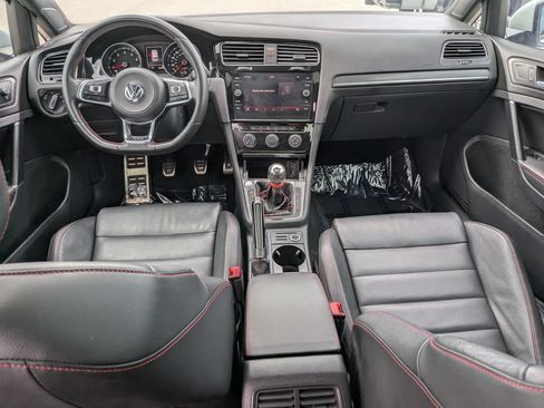 Used 2018 Volkswagen GTI SE w/ SE Leather Package FWD image 10