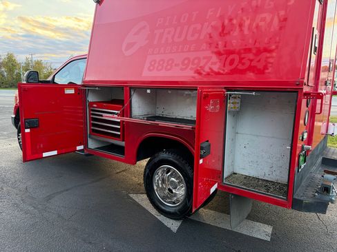 Used 2017 Ford F350 XL w/ Power Equipment Group image 19