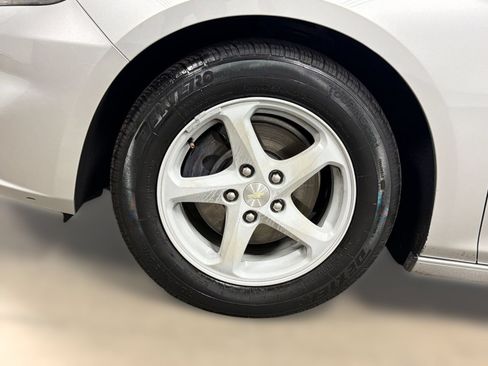 Used 2016 Chevrolet Malibu LS FWD image 12