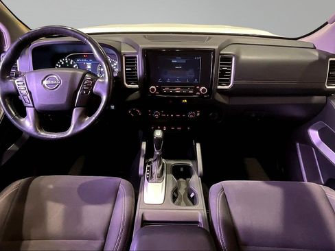 Used 2022 Nissan Frontier SV AWD/4WD image 8