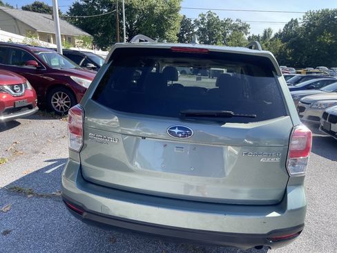Used 2017 Subaru Forester 2.5i Premium w/ All-Weather Package AWD/4WD image 6