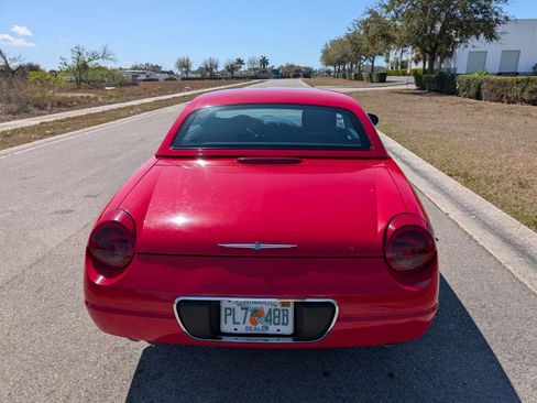 Used 2005 Ford Thunderbird Deluxe image 7
