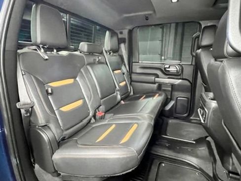 Used 2023 GMC Sierra 2500 AT4 w/ AT4 Premium Plus Package AWD/4WD image 18