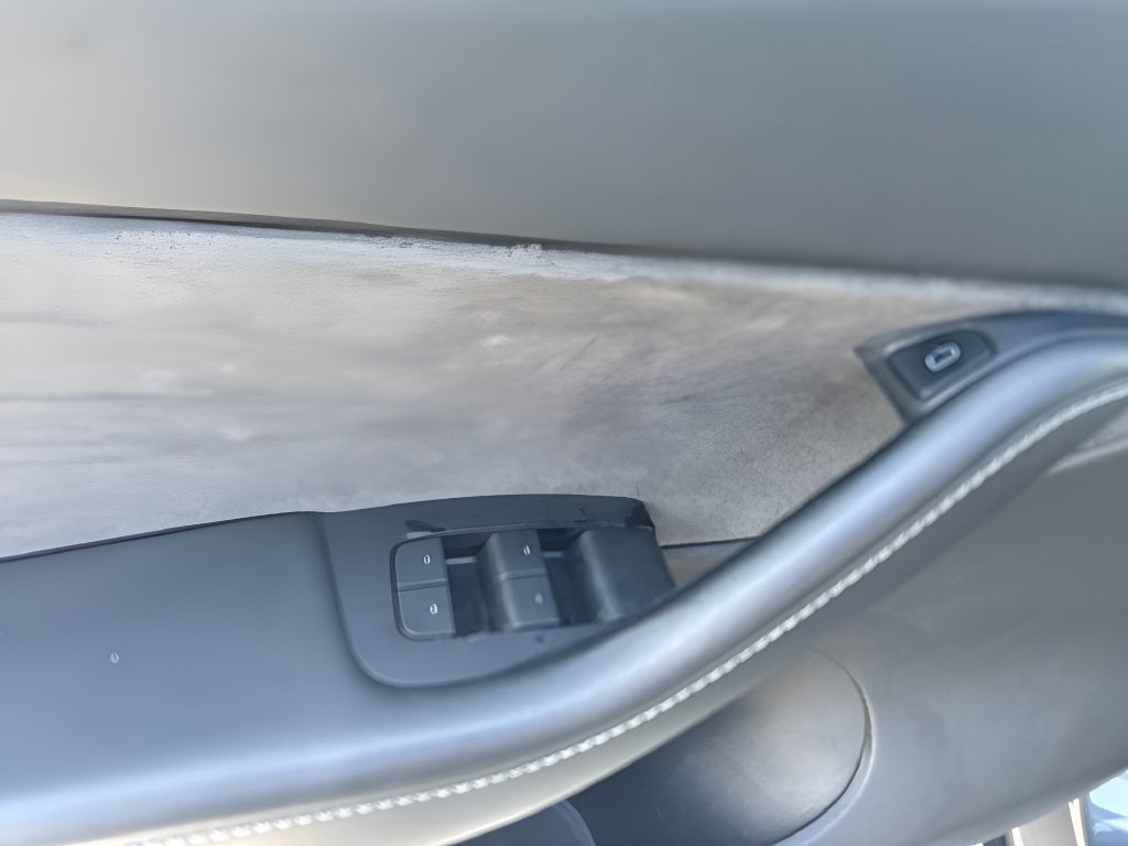Used 2022 Tesla Model Y Performance AWD/4WD image 18