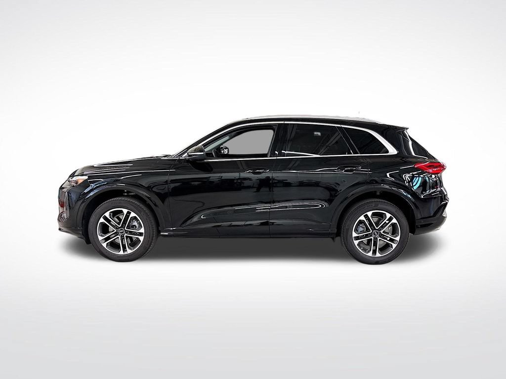 Certified 2025 Audi Q5 Premium Plus w/ Premium Plus AWD/4WD image 2