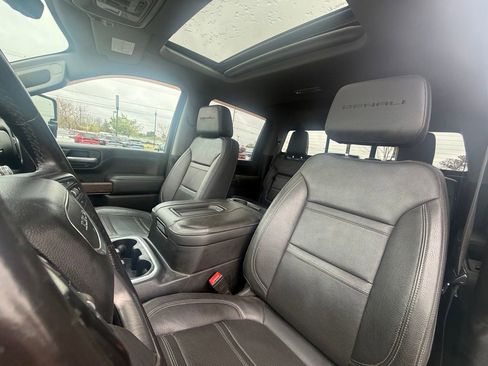 Used 2021 GMC Sierra 2500 Denali w/ Denali Ultimate Package AWD/4WD image 22