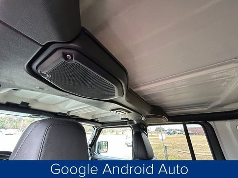 Used 2023 Jeep Wrangler Unlimited Sahara w/ Cold Weather Group image 20